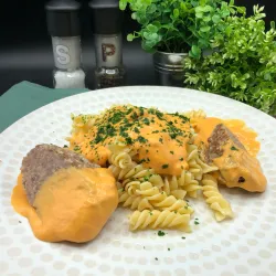 Fricadelle de Boeuf sauce cheddar Fusilli
