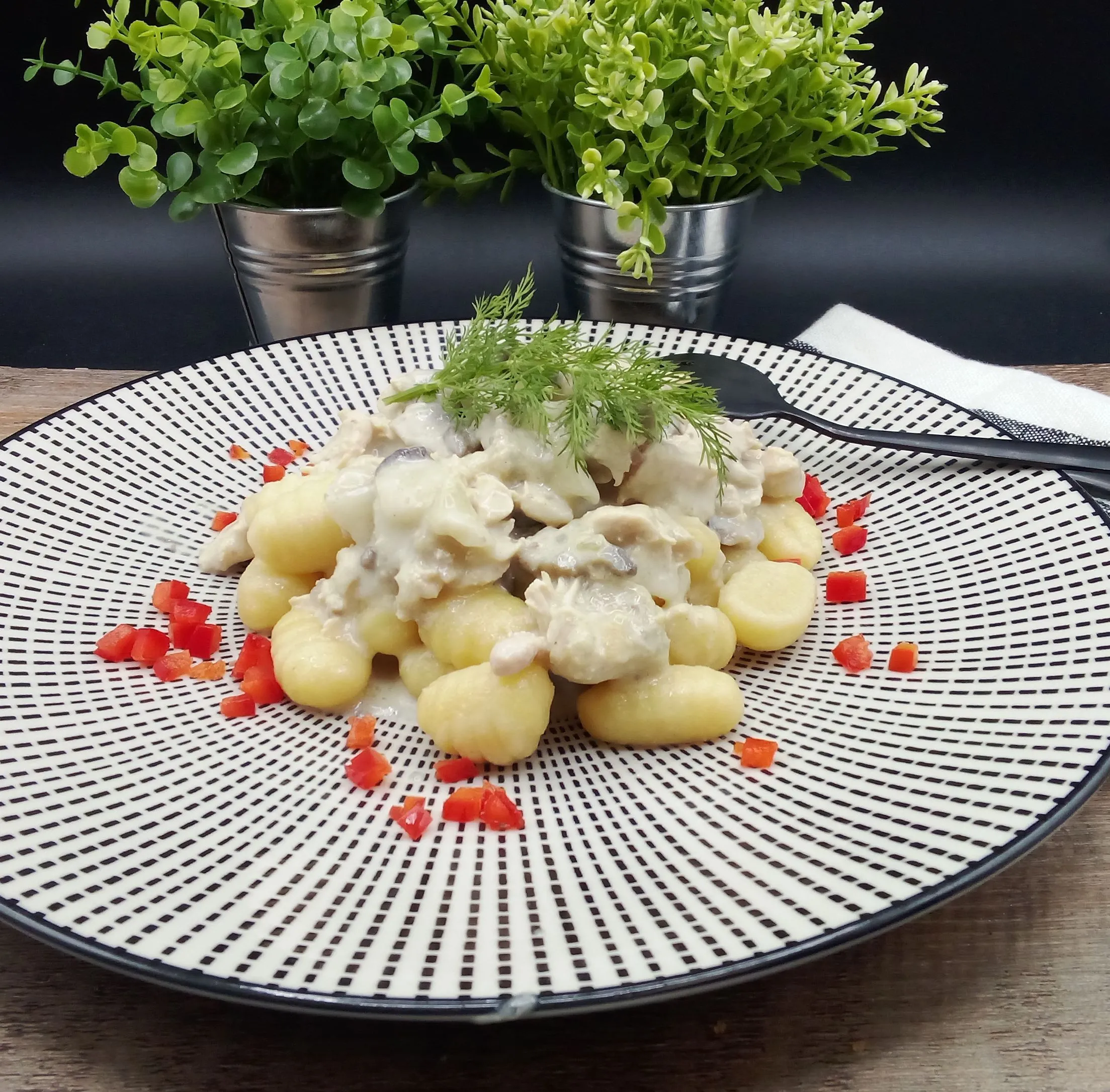 Gnocchi Poulet  sauce Forestière