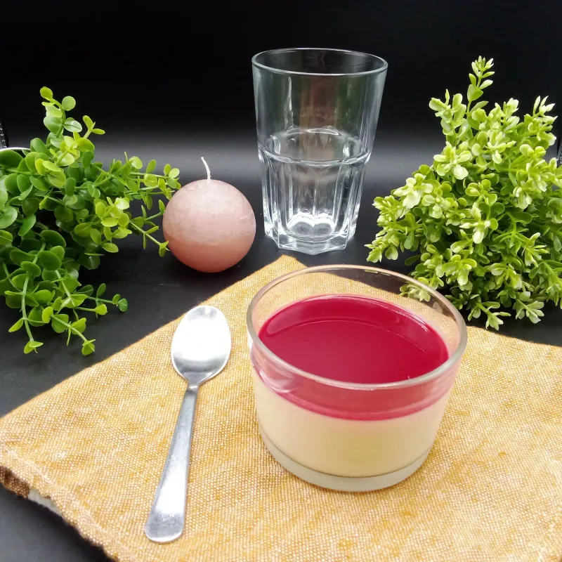 Panna Cotta  et son coulis Fruits Rouge