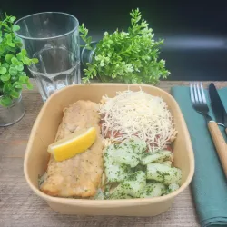 Filet de Poisson Meunière Salsifis Persillés Fusilli Sauce Tomate