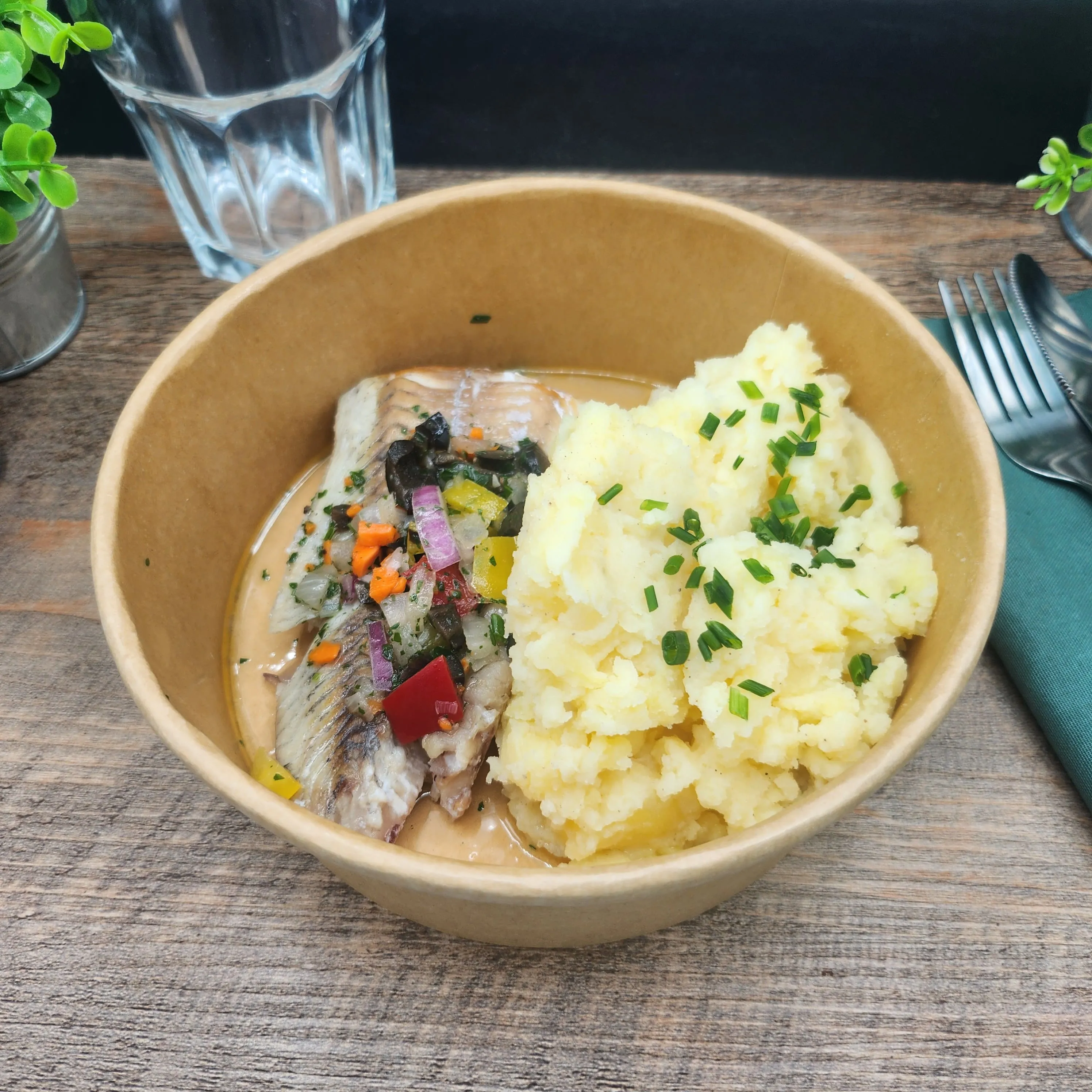 Filet de Colin Sauce Vierge Ecrasé de Pomme de Terre