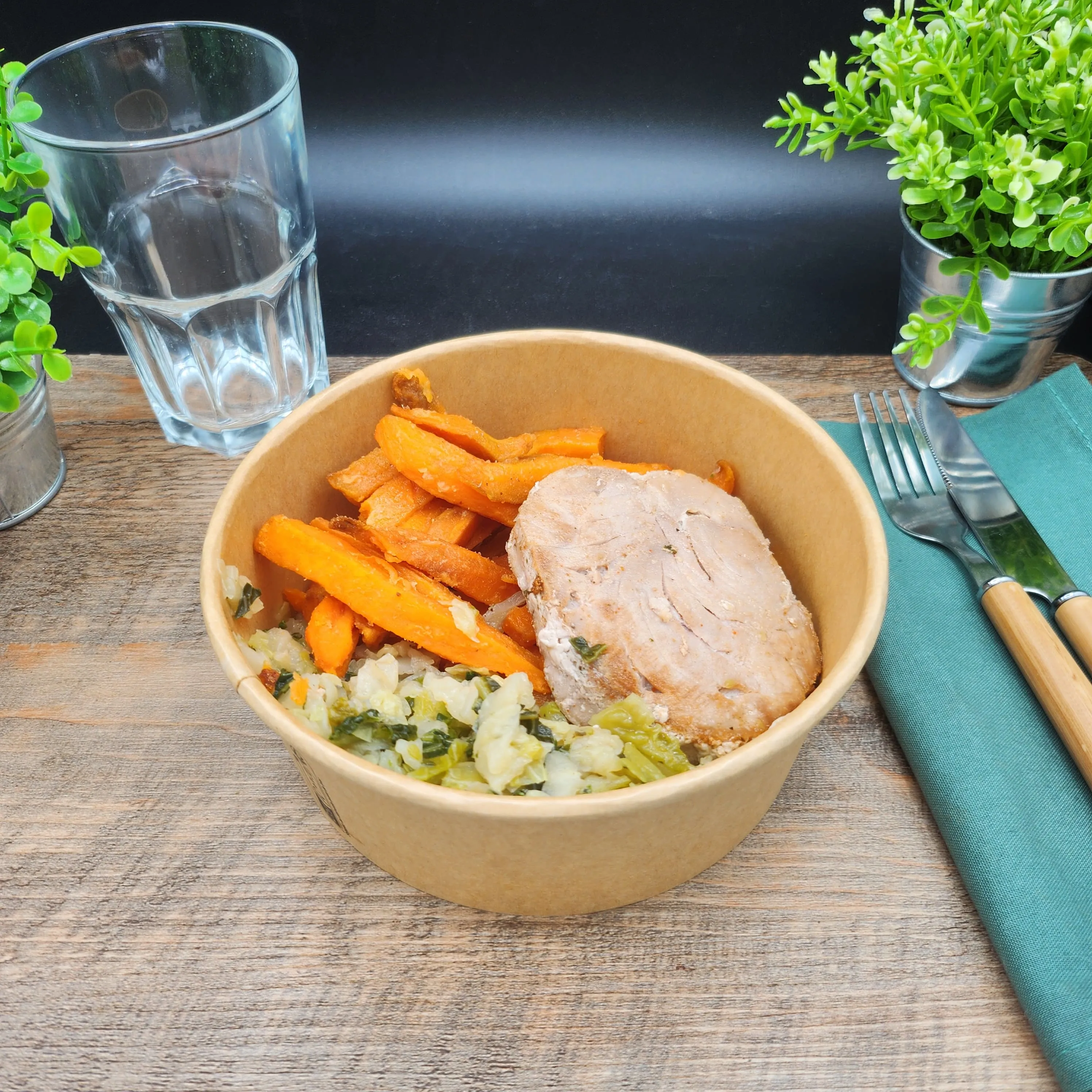 Steak de Thon à la Mexicaine Chou Braisé et Frite de Patate Douce